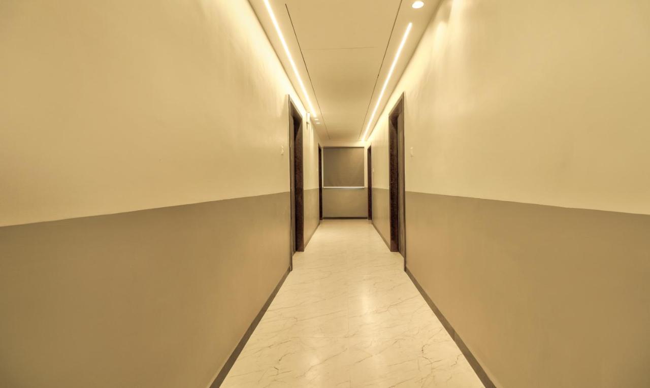 Treebo Sriz Cozy Seethamadhara Visakhapatnam Exterior foto